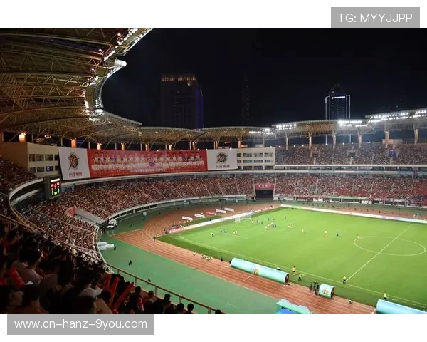 长沙队足球：重返巅峰之路