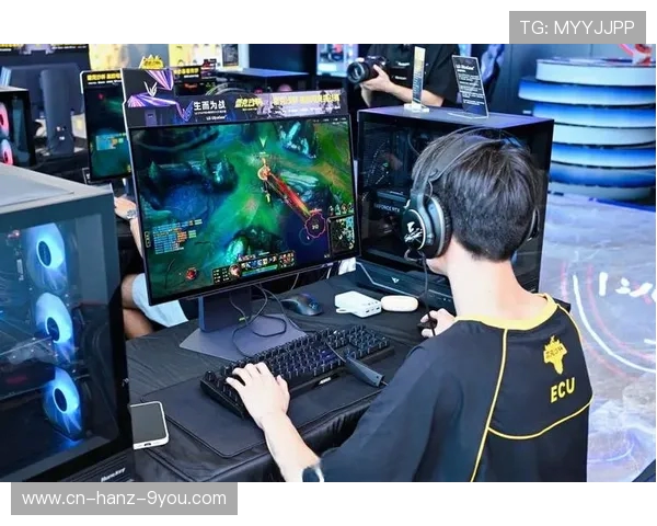 电竞比分激烈对决实时更新，全球赛场战况一触即发