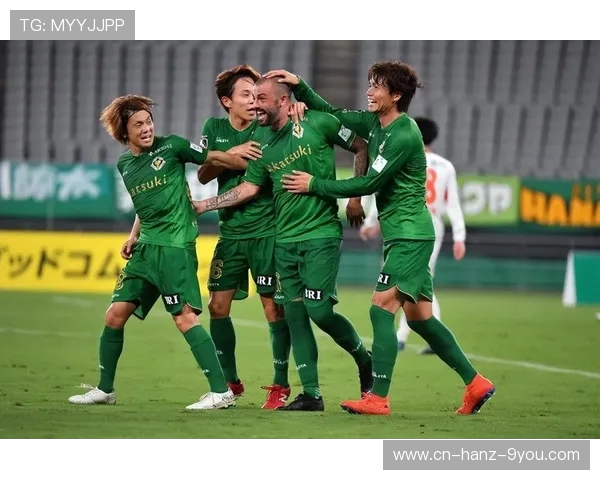 东京绿茵与甲府精彩对决直播全程回顾与赛后分析